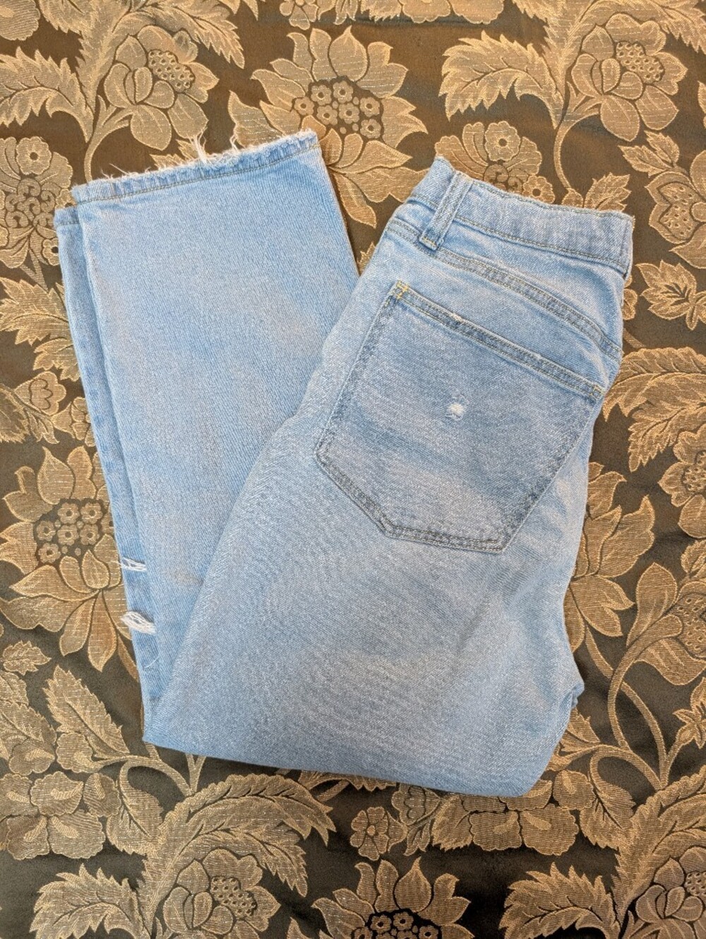 Abercrombie & Fitch Women's Light Blue Distressed Jeans Size 30/10 R - Picture 7 of 14